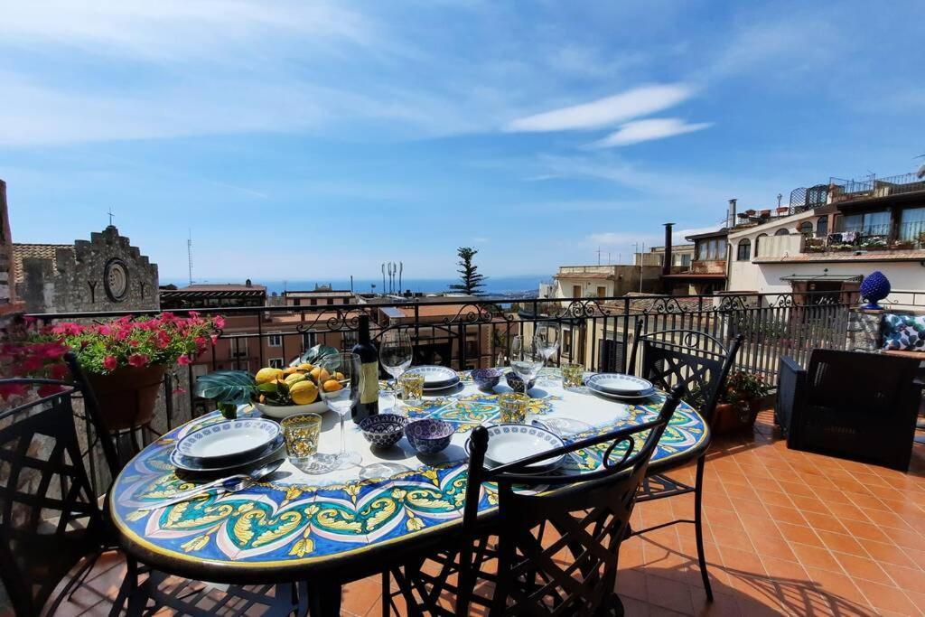 Casa Carla Al Duomo Apartment Taormina Exterior photo